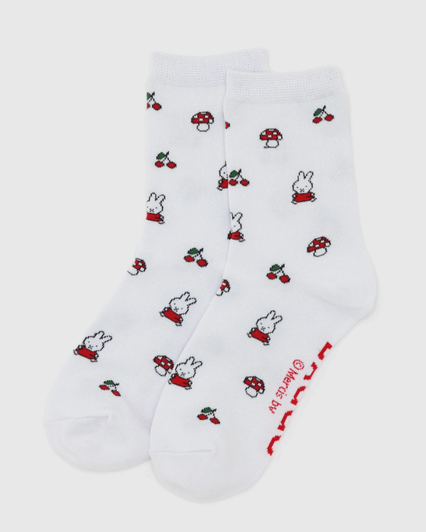 SOCKS & SLIPPERS