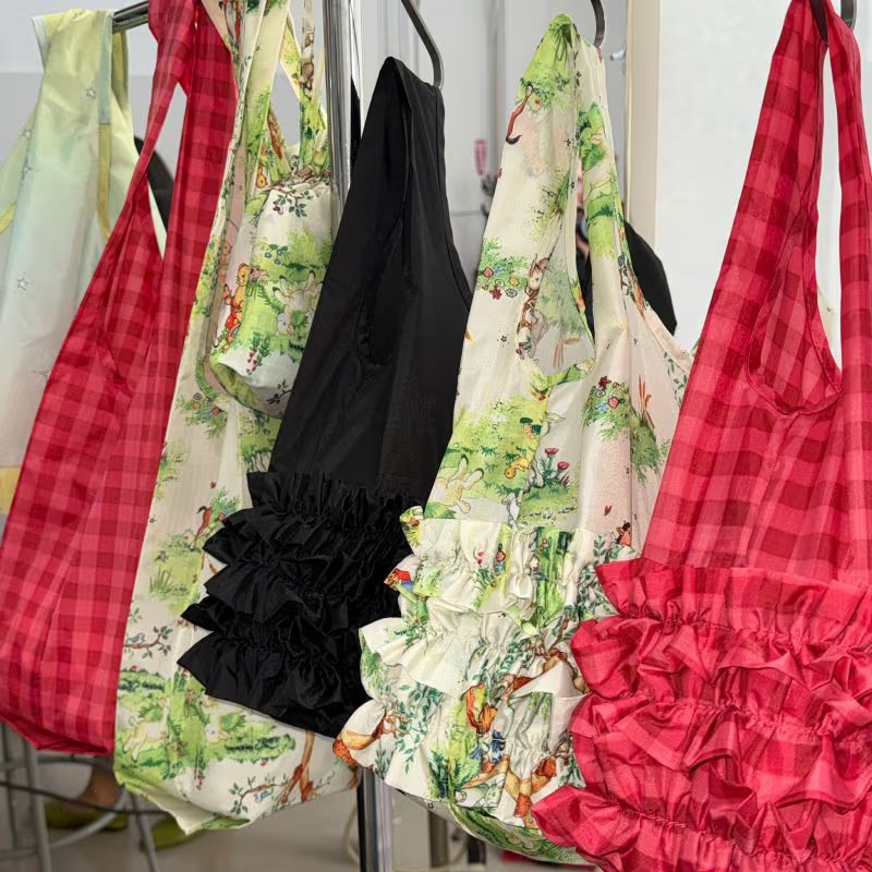 Ruffle Baggu